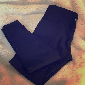 Lululemon black yoga pants